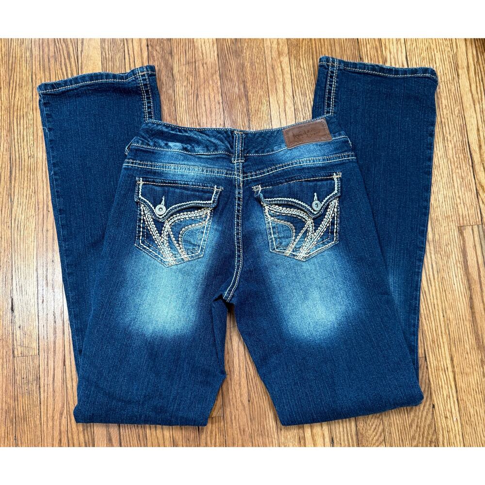 Vintage Ariya Valetta Jeans Embroidered Y2K 2000's Low Rise Boot-Cut‎ Whiskering
